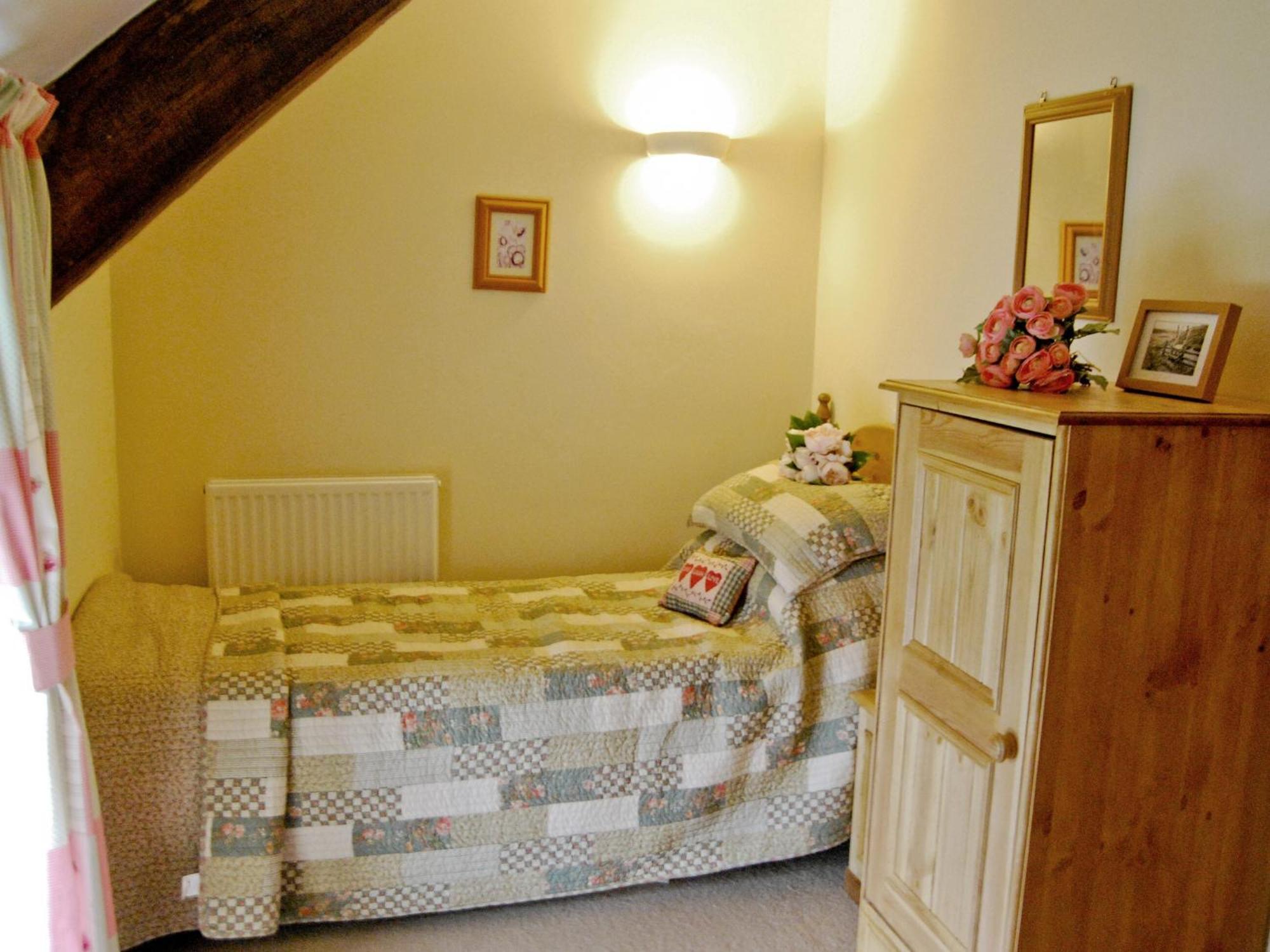 Featherstone Pickering