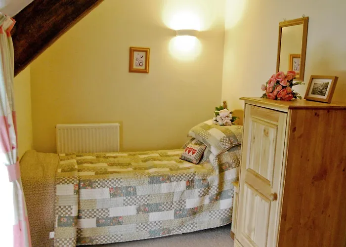 Featherstone Cottage